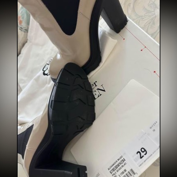 Alexander McQueen boots size 38 - Picture 1 of 6
